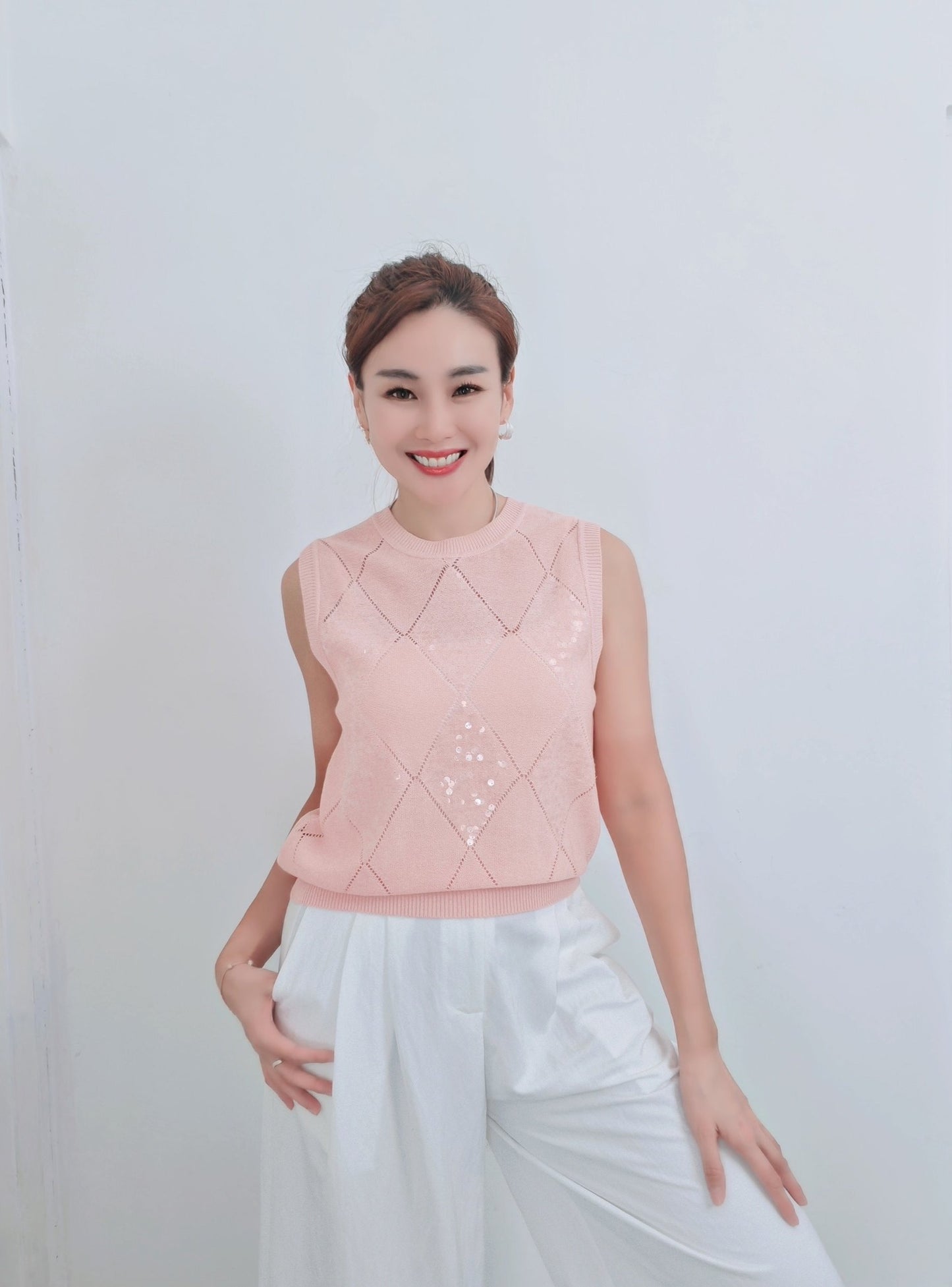 T6745 Sleeveless Top