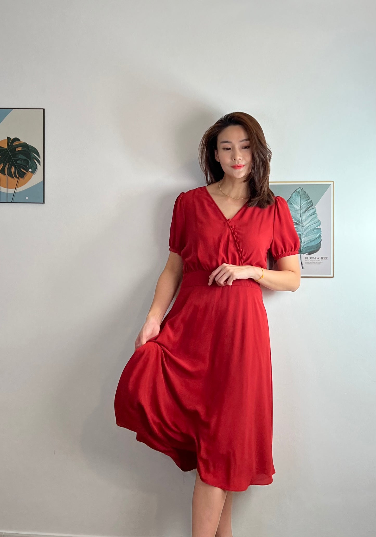 LYC4870 Hem Cut Short Sleeve Dress