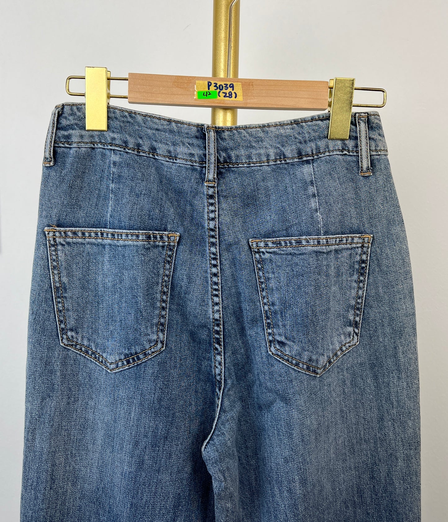 P3039 LONG JEAN