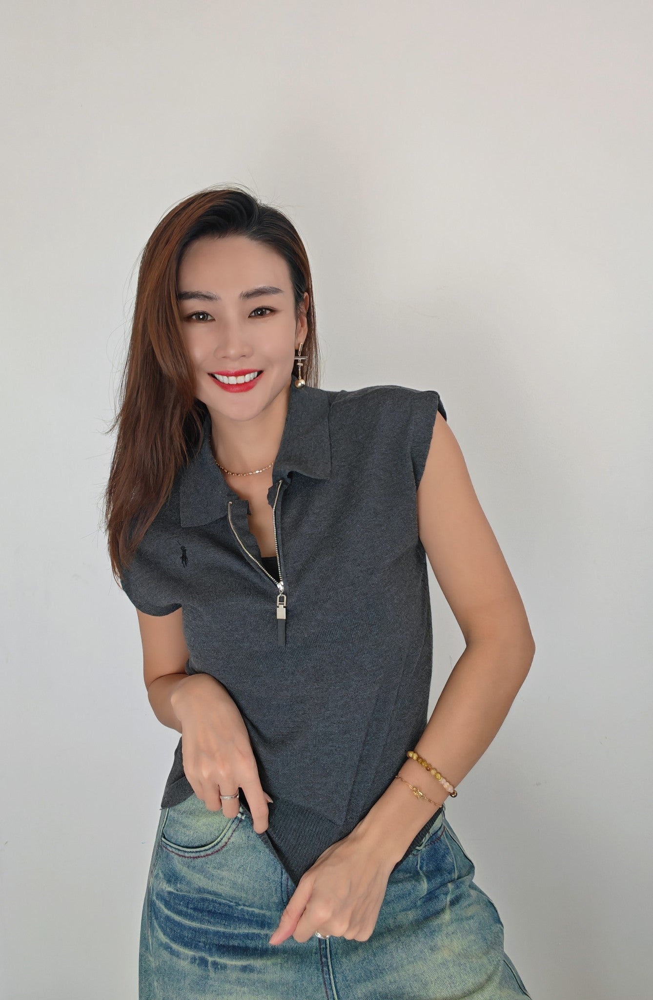 Z589 Y19028 Top 上衣