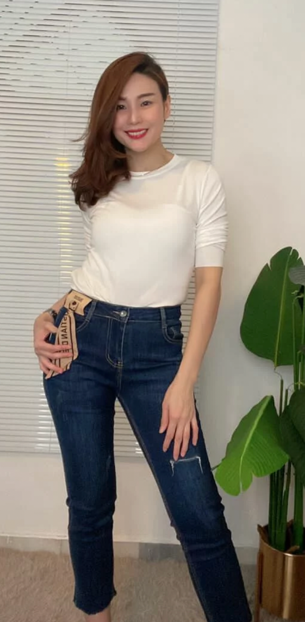 P4036 Narrow Jeans