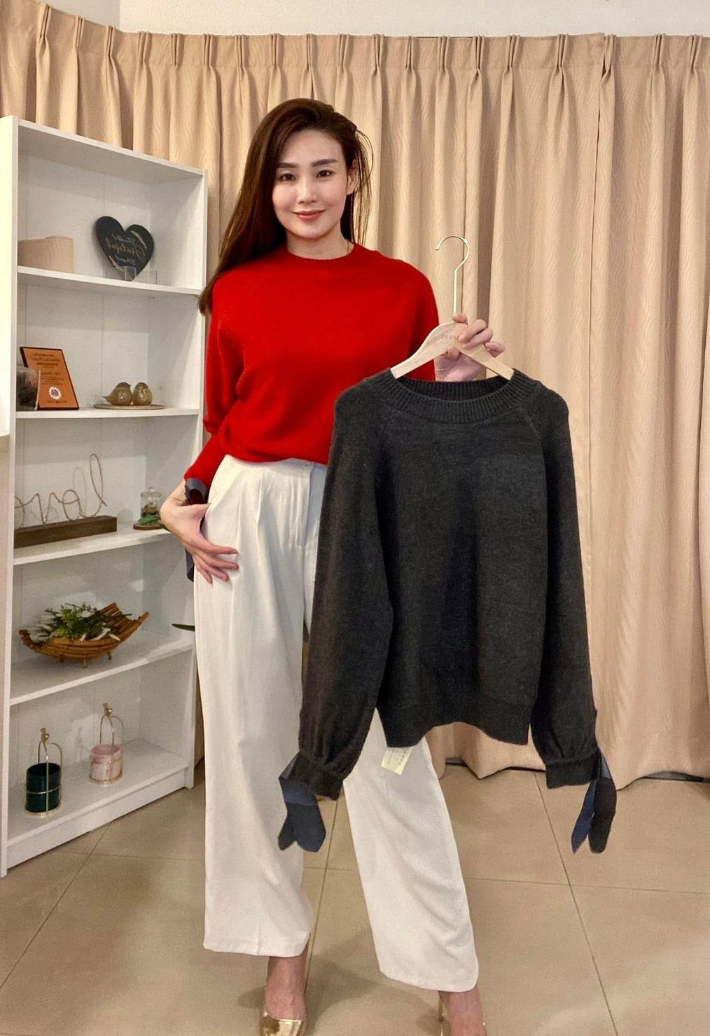 T3903 Knitted Long Sleeve Sweater