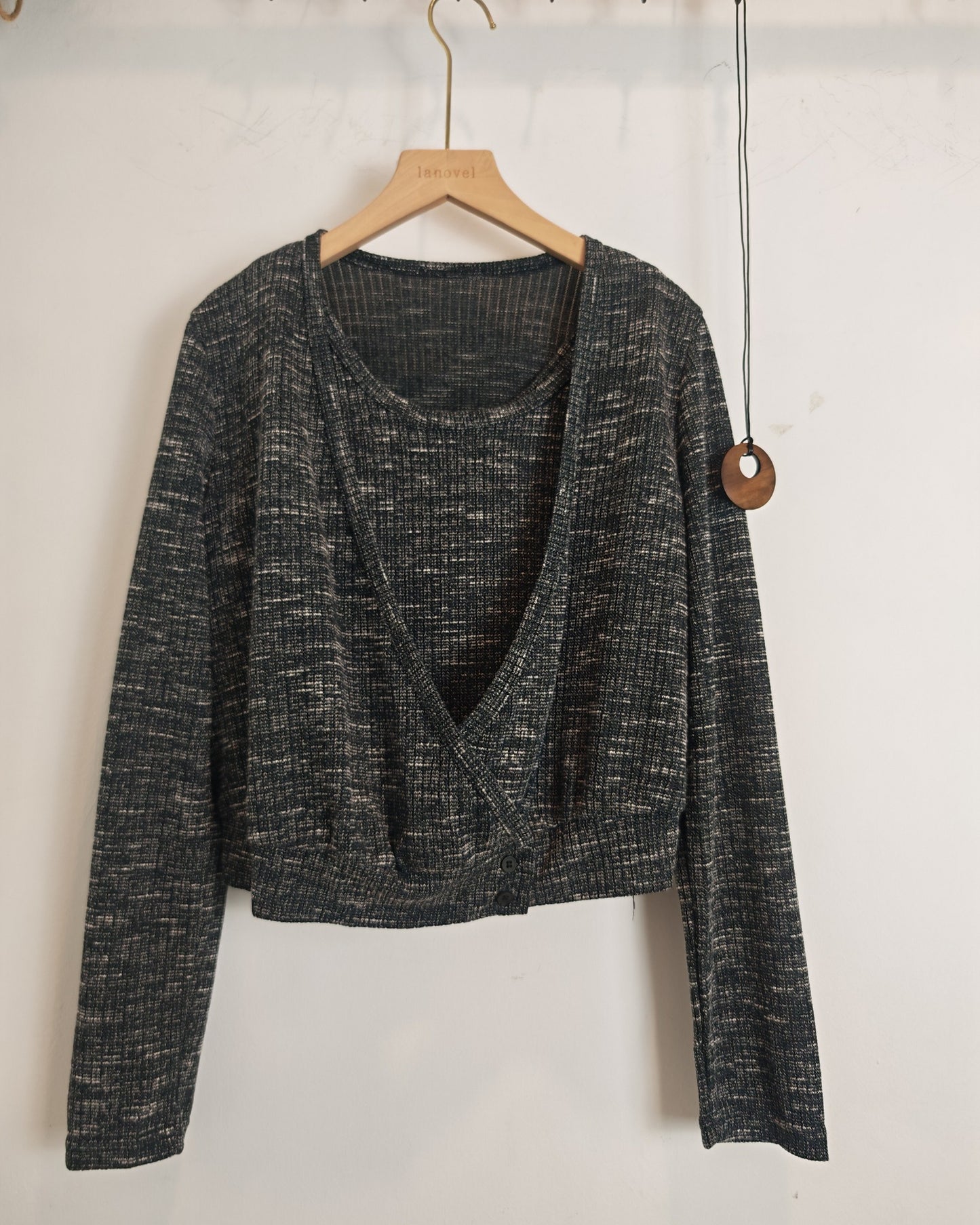 【Z572+?】Z572 2830 Top 3pc set 真三件（外套背心项链）