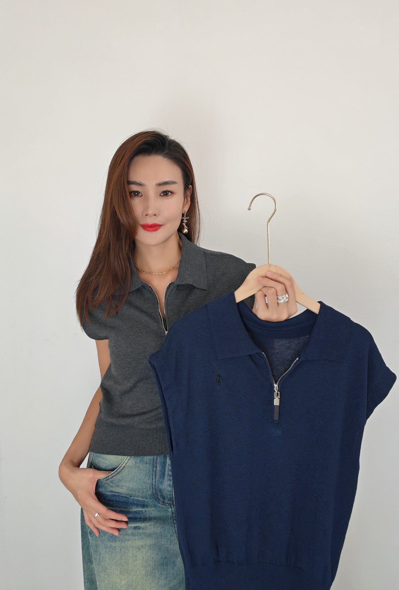 Z589 Y19028 Top 上衣