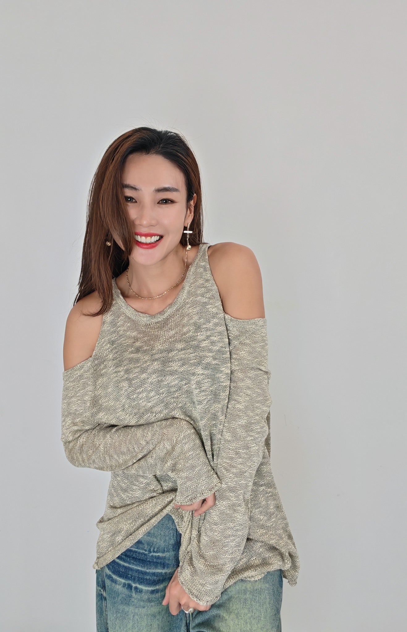 Z591 Y19015 Top 上衣 with belt