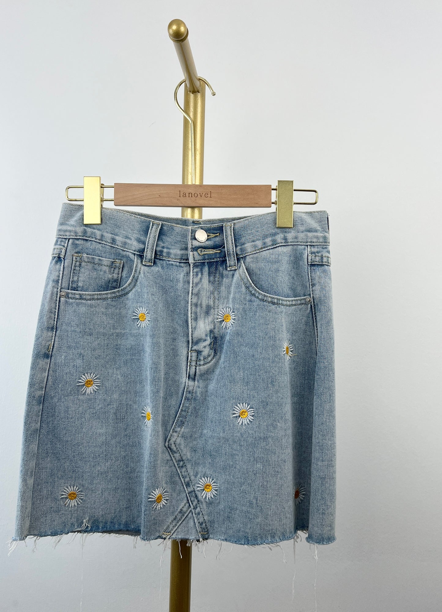 S116 - EMBOIDERY FLOWER JEAN SKIRT (LIGHT BLUE)